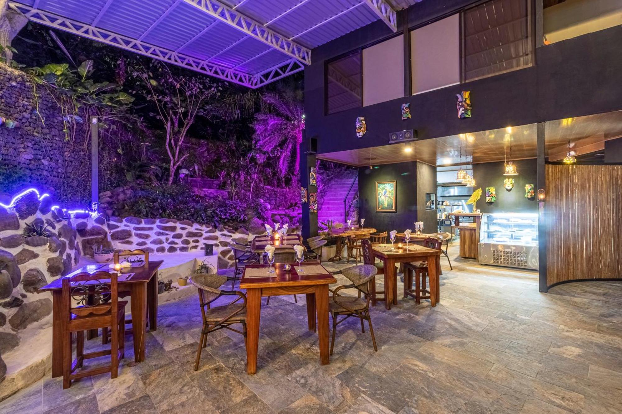 מנואל אנטוניו Boutique Hotel Las Cascadas מראה חיצוני תמונה